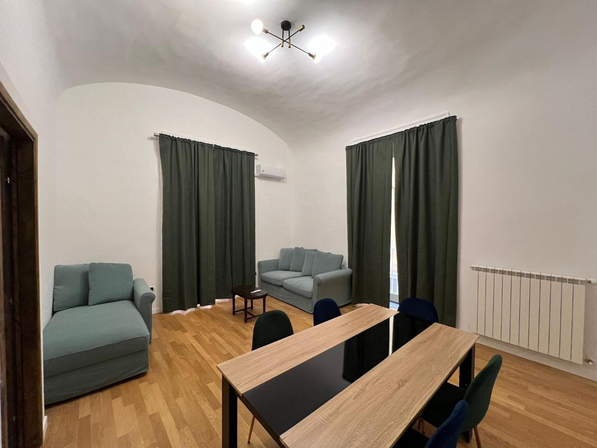 Carafa'S Central Apartment By Hhn Napoli Eksteriør billede