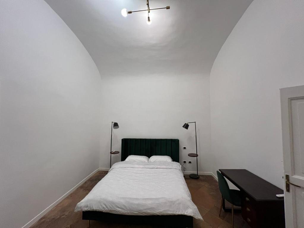 Carafa'S Central Apartment By Hhn Napoli Eksteriør billede